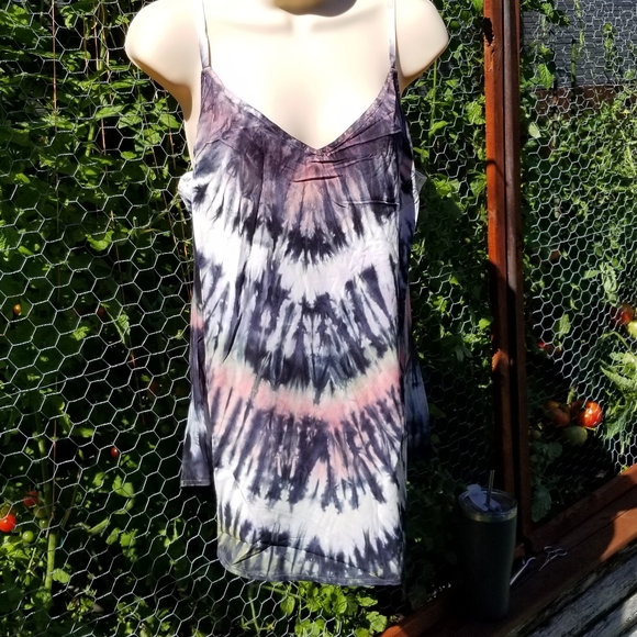 Torrid Tie Dye Cami Torrid size 00 - Picture 2 of 6